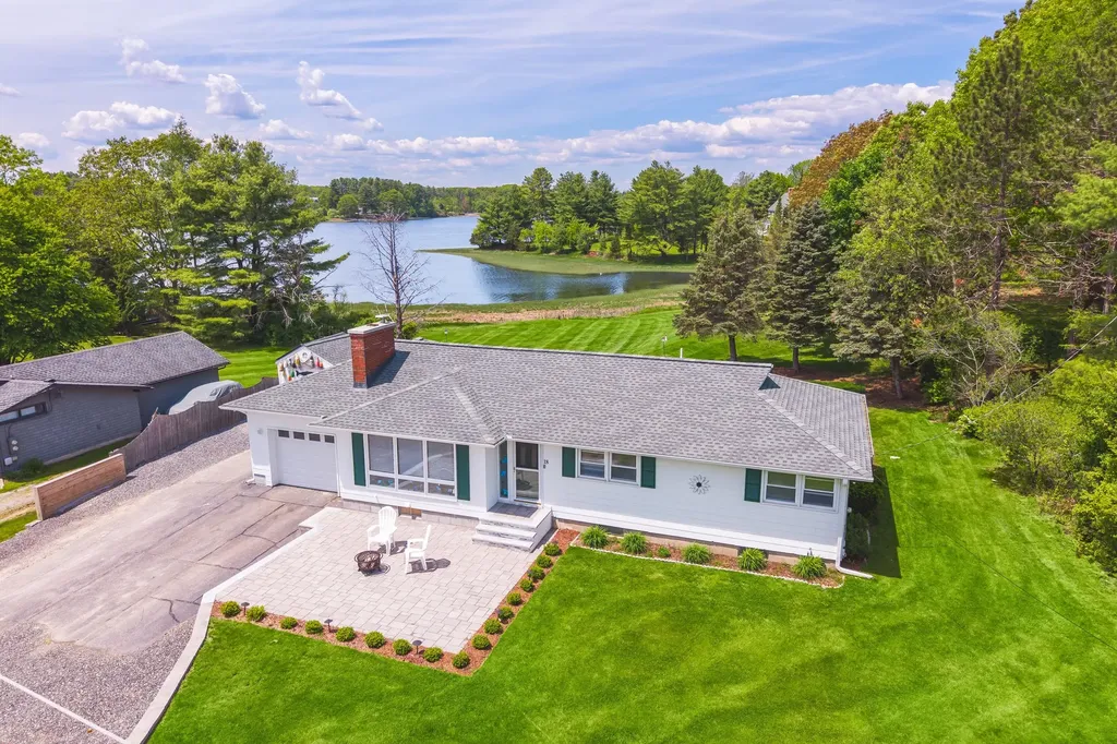 Kittery ME, 18 Trafton Lane