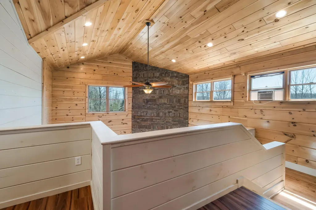 23 Hillcrest Lane Dyer Brook ME 04747