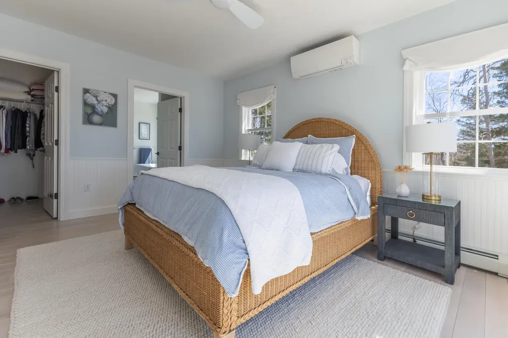 52 Boulder Cove Way Lamoine ME 04605