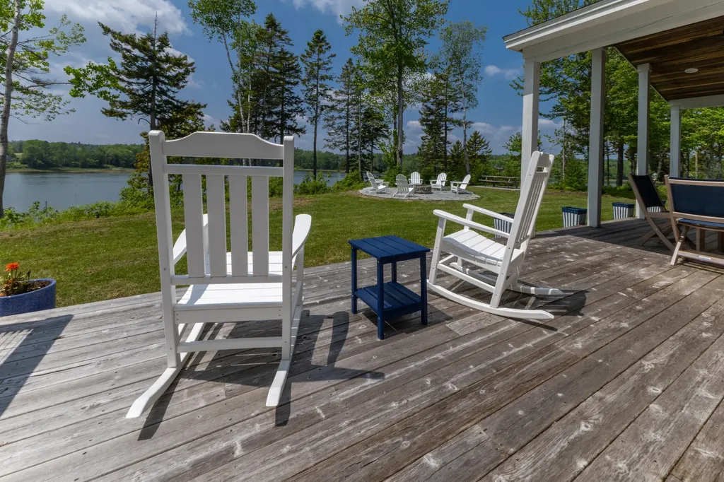52 Boulder Cove Way Lamoine ME 04605