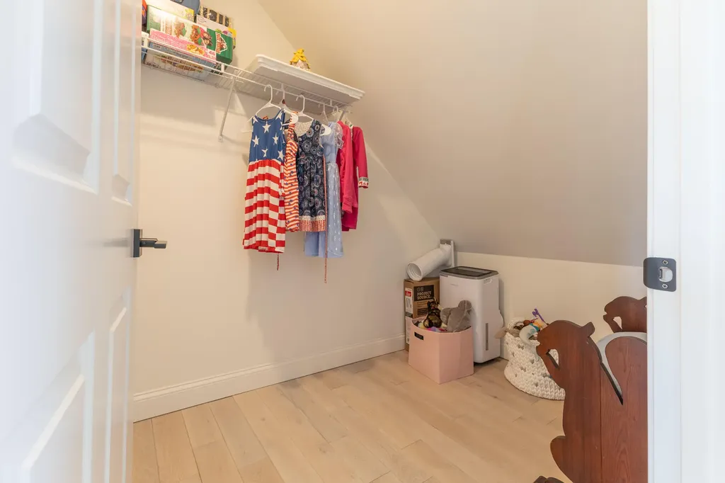 52 Boulder Cove Way Lamoine ME 04605