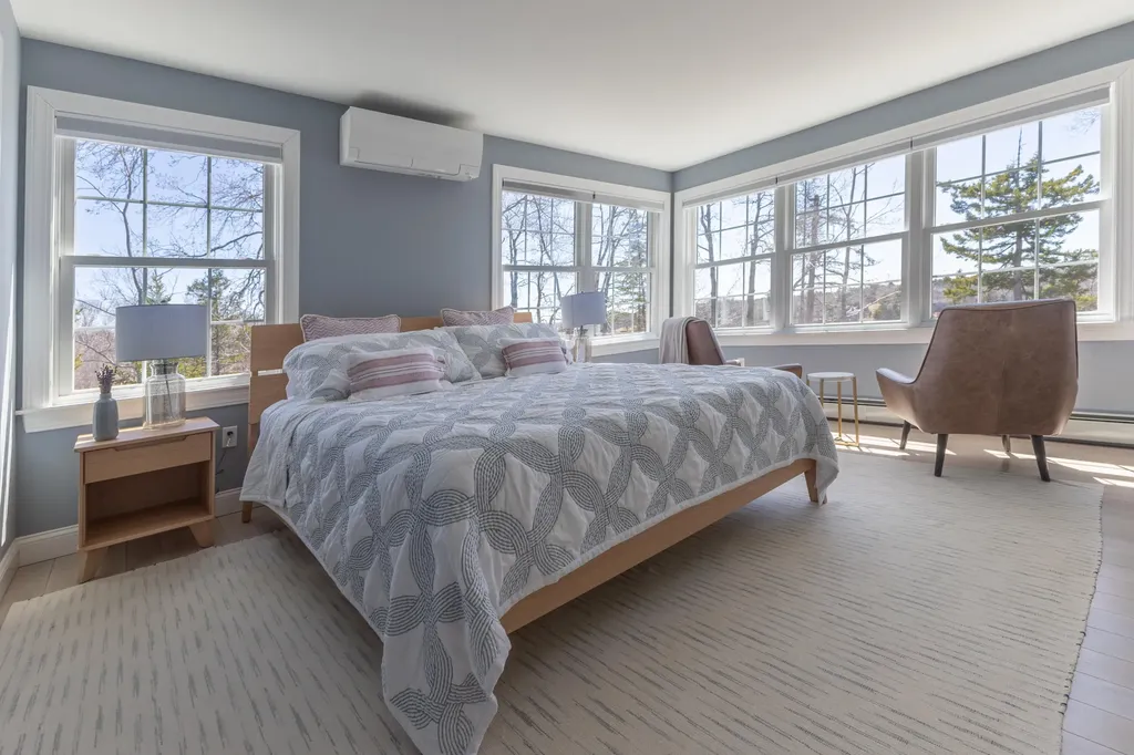 52 Boulder Cove Way Lamoine ME 04605
