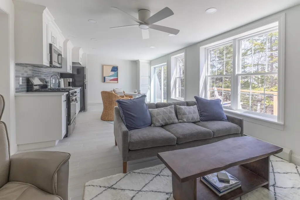 52 Boulder Cove Way Lamoine ME 04605