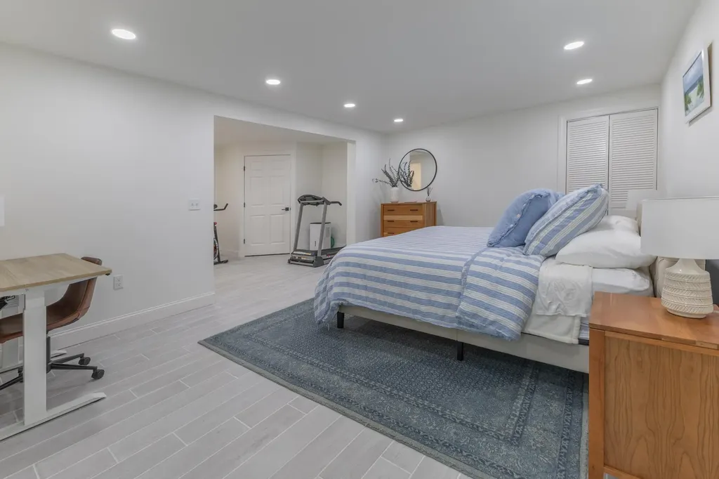 52 Boulder Cove Way Lamoine ME 04605