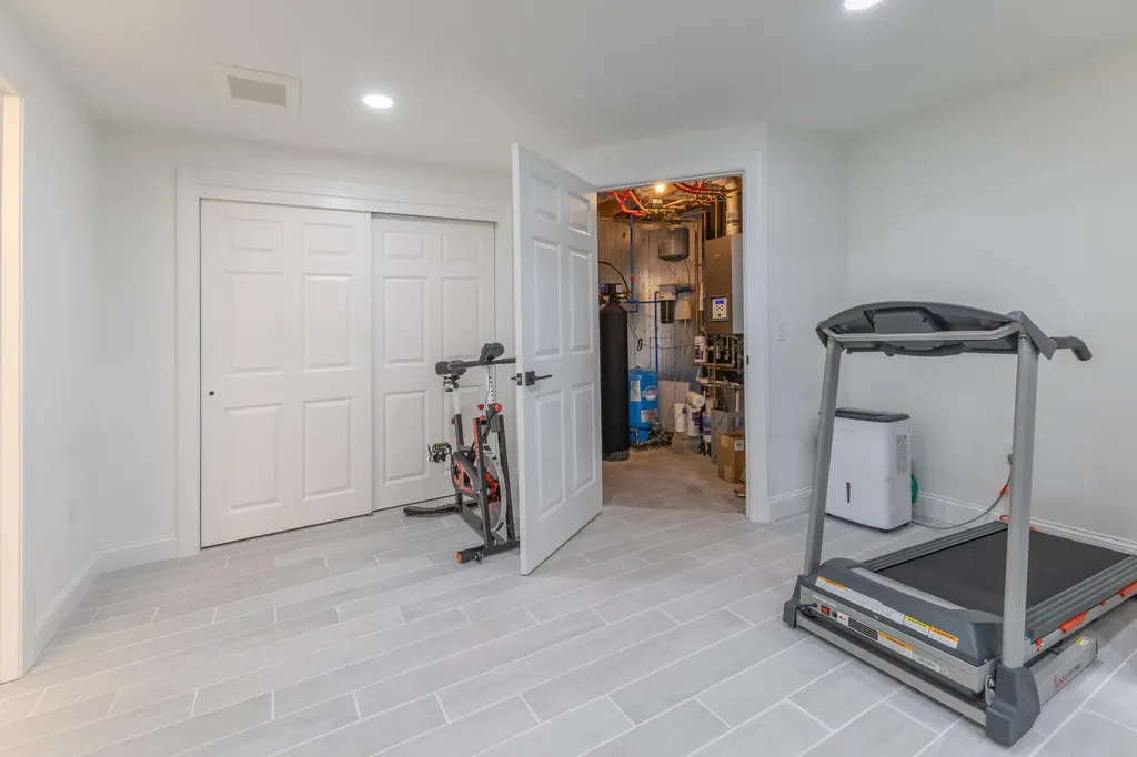 52 Boulder Cove Way Lamoine ME 04605