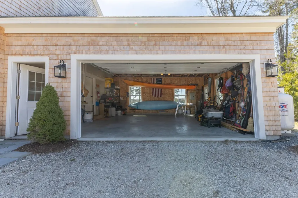 52 Boulder Cove Way Lamoine ME 04605