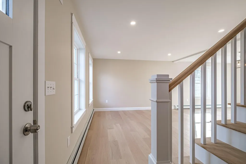 48 Highland Avenue Scarborough ME 04074