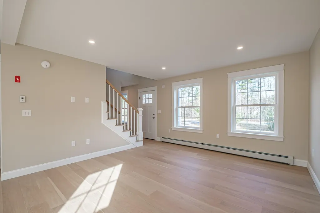 48 Highland Avenue Scarborough ME 04074