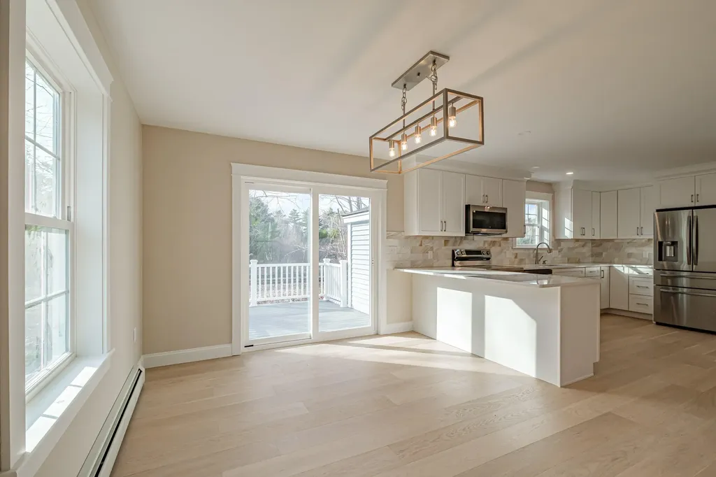 48 Highland Avenue Scarborough ME 04074