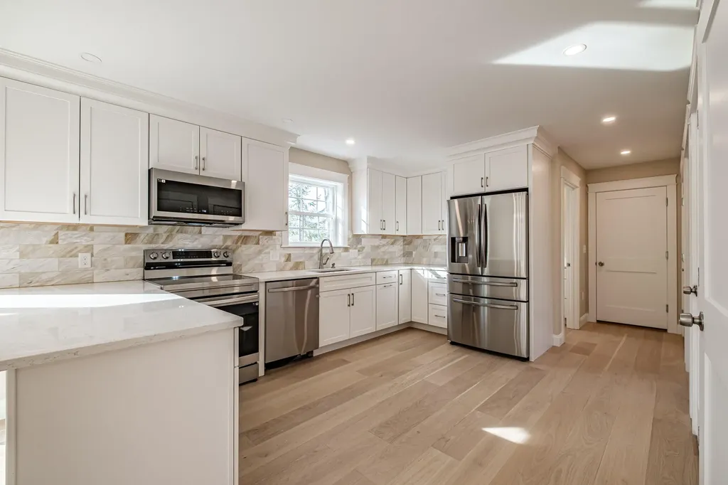 48 Highland Avenue Scarborough ME 04074