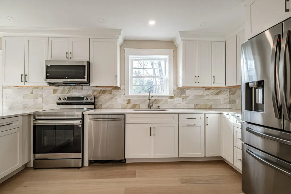 48 Highland Avenue Scarborough ME 04074