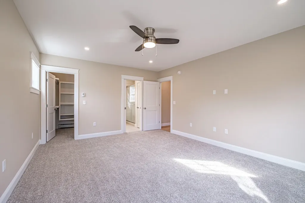 48 Highland Avenue Scarborough ME 04074