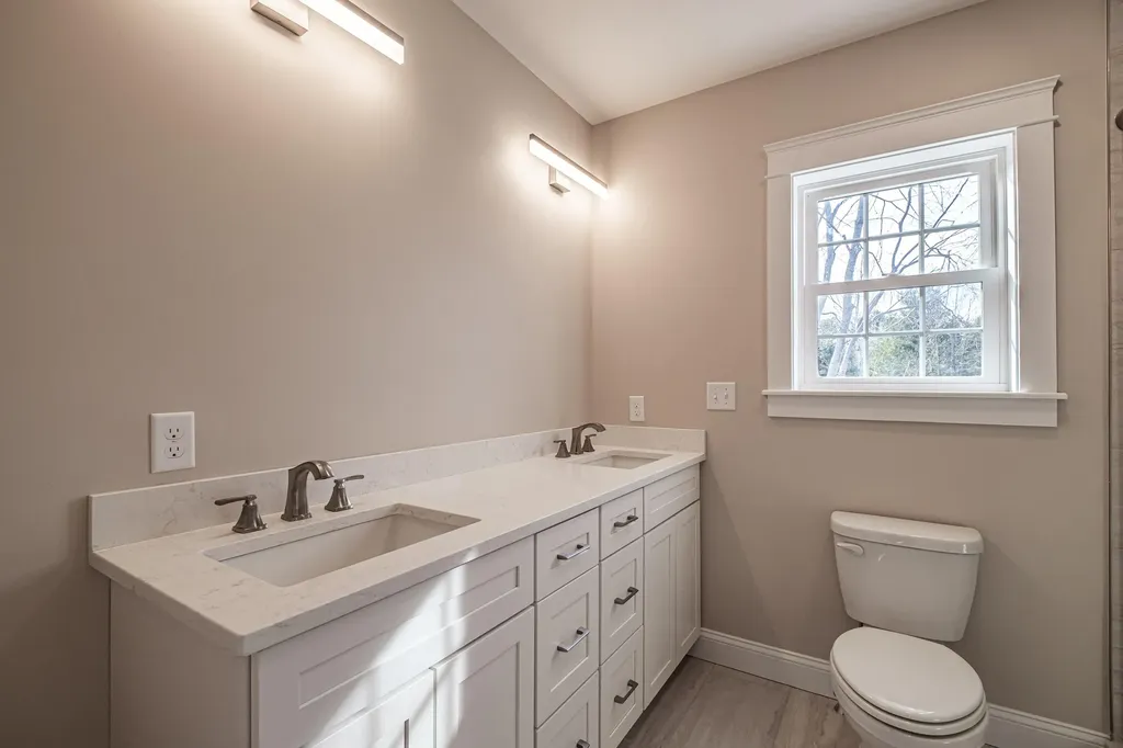48 Highland Avenue Scarborough ME 04074