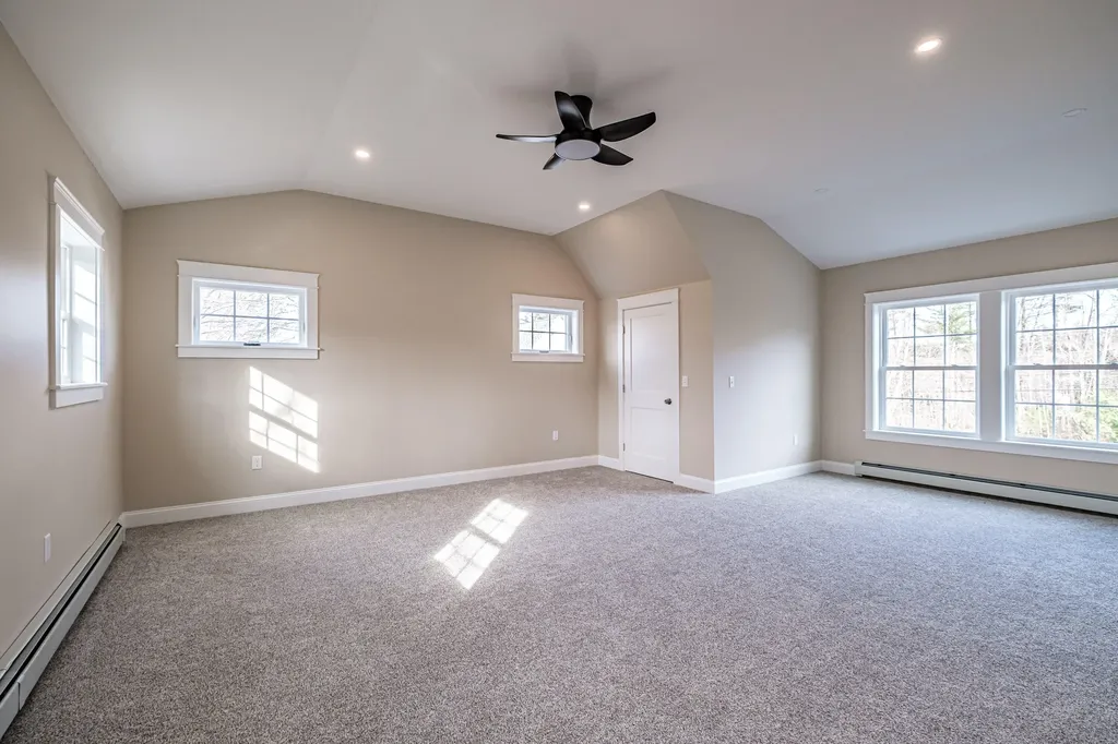 48 Highland Avenue Scarborough ME 04074