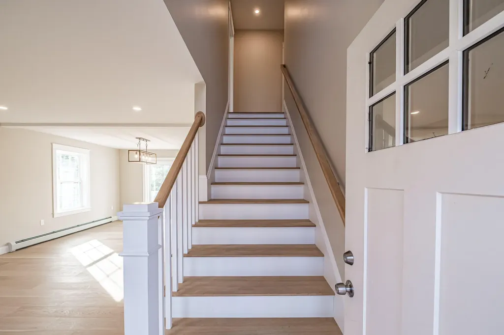 48 Highland Avenue Scarborough ME 04074