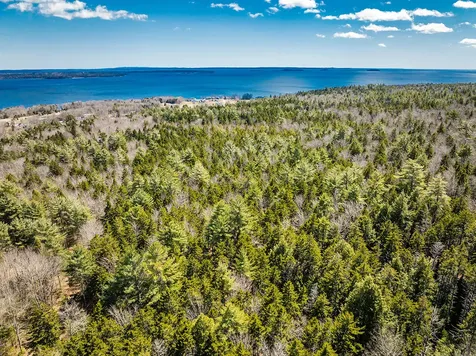 14-6 Atlantic Highway Lincolnville ME 04849