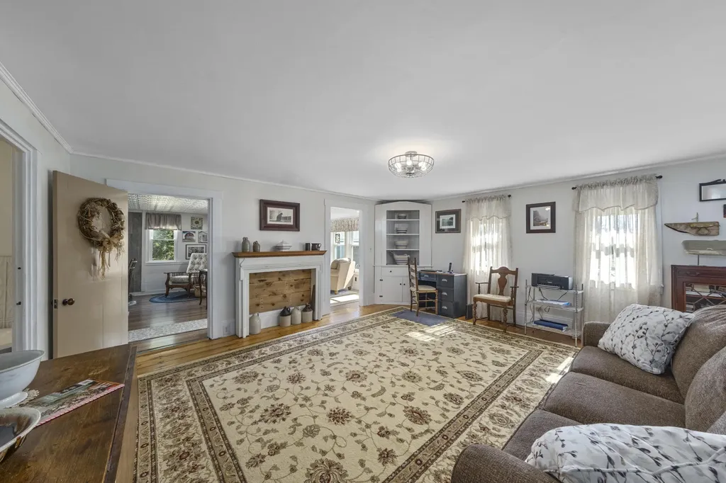 422 Wallston Road Saint George ME 04860