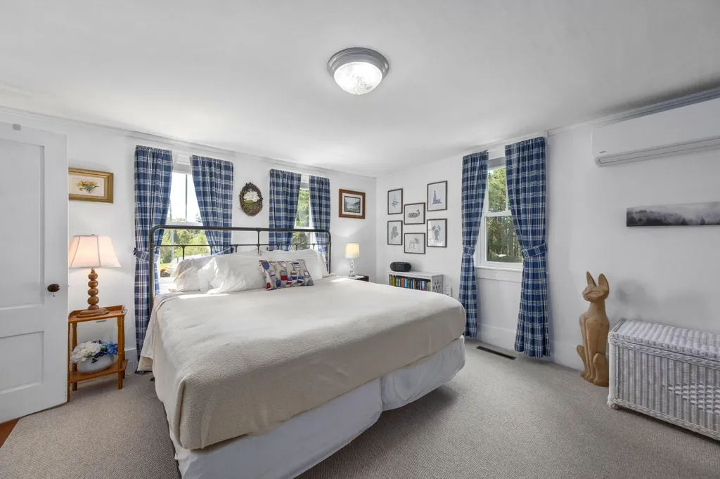 422 Wallston Road Saint George ME 04860