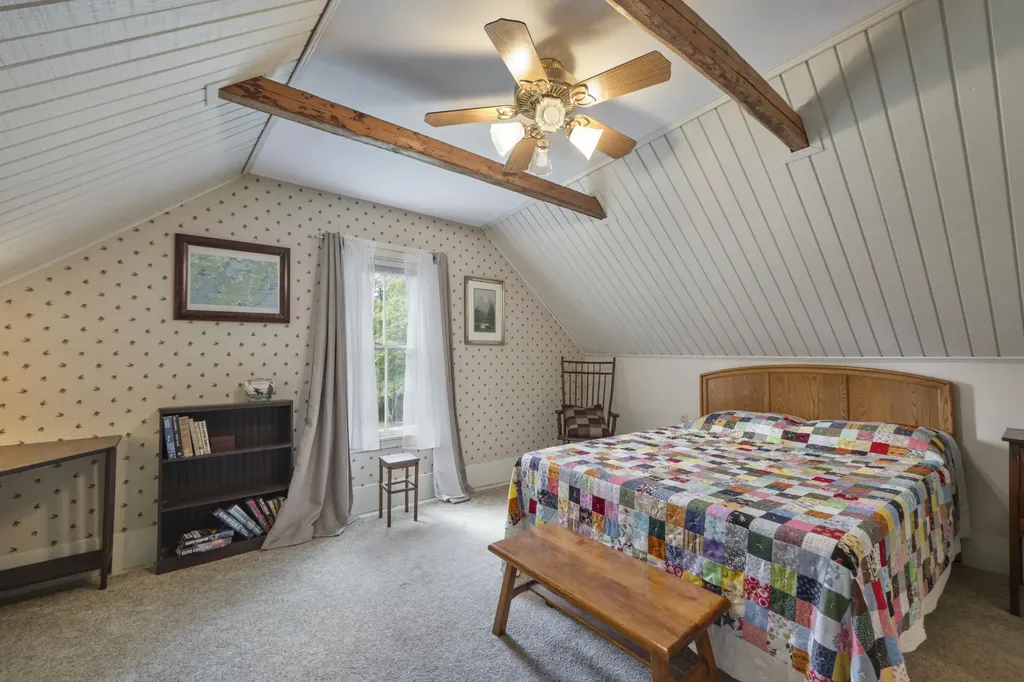 422 Wallston Road Saint George ME 04860