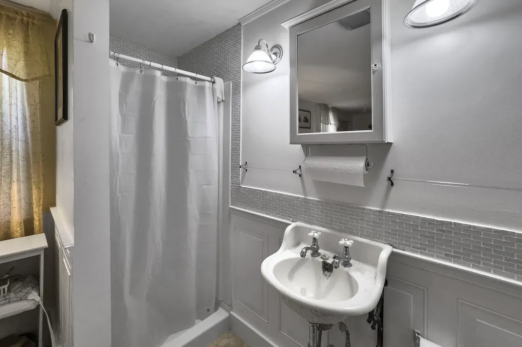 422 Wallston Road Saint George ME 04860