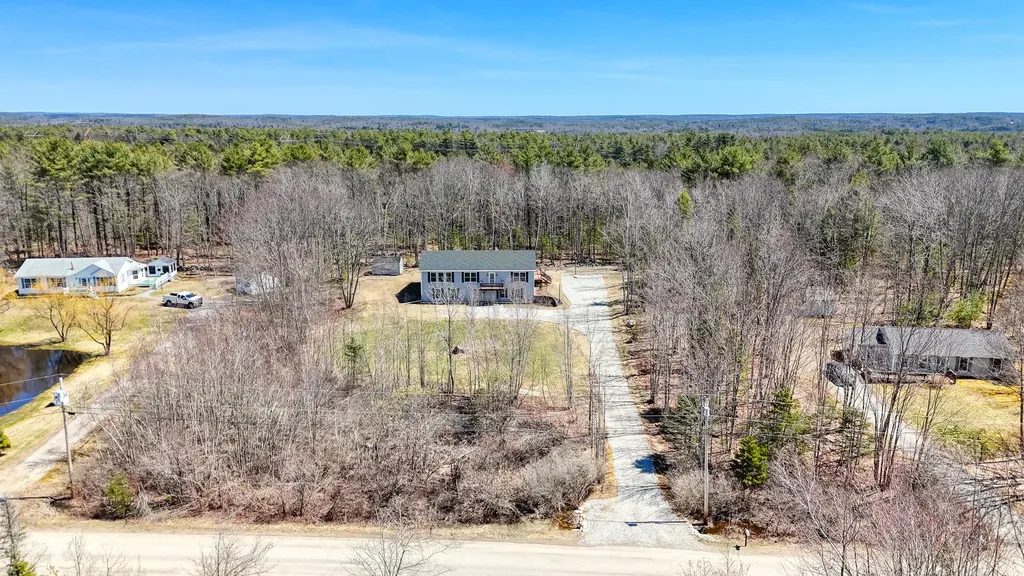 39 Hilltop Drive Wiscasset ME 04578