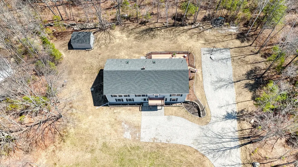 39 Hilltop Drive Wiscasset ME 04578