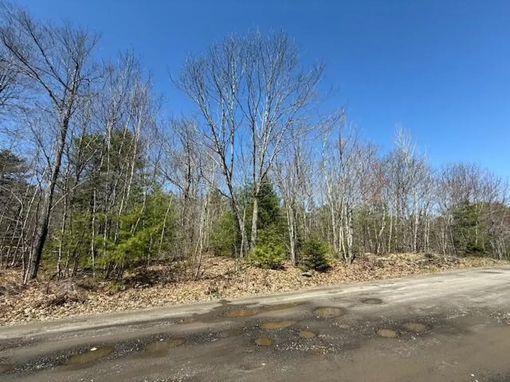 M10, L71 Logan Ridge Road Chelsea ME 04330