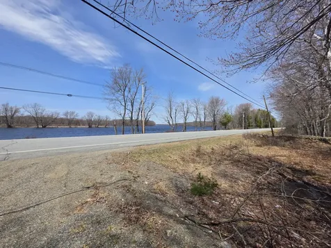 413 Main Road Passadumkeag ME 04475