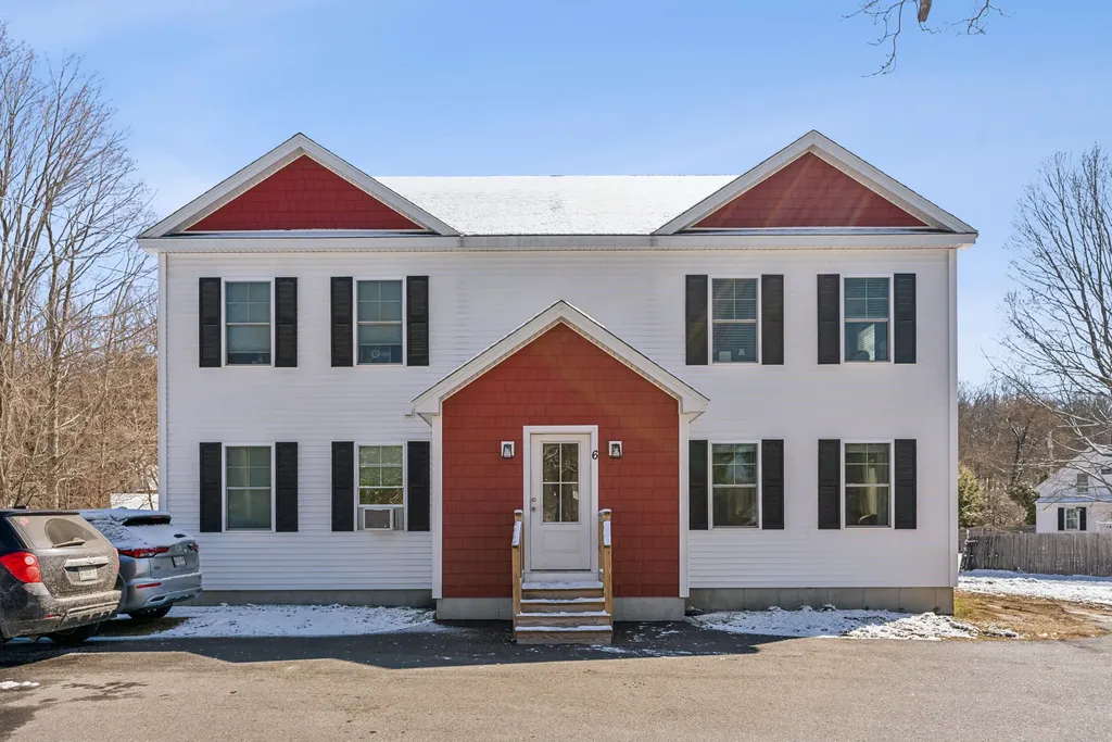 6 Lewiston Road Gray ME 04039