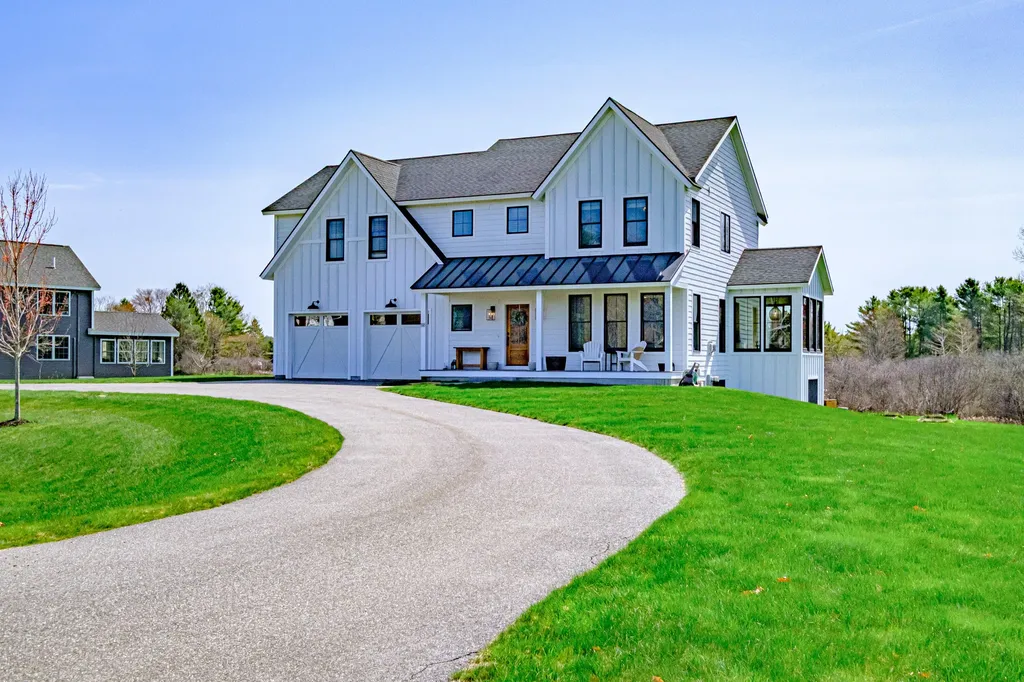 88 Riverfront Drive Yarmouth ME 04096