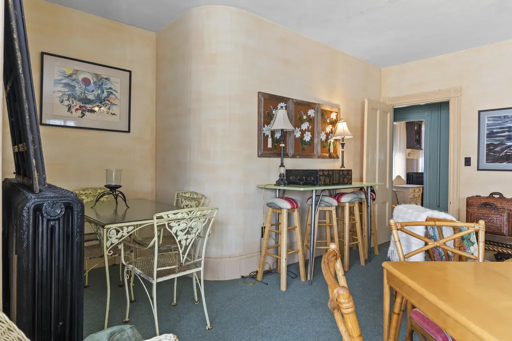 27 Townsend Avenue Boothbay Harbor ME 04538