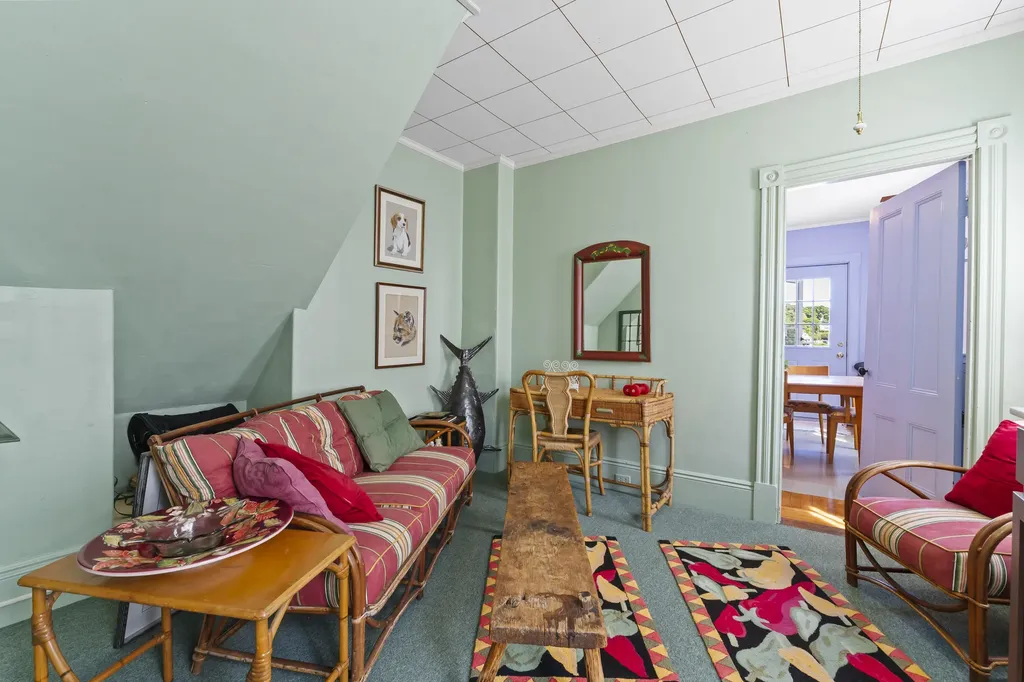 27 Townsend Avenue Boothbay Harbor ME 04538