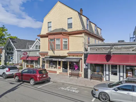 27 Townsend Avenue Boothbay Harbor ME 04538