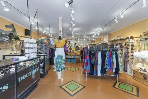 27 Townsend Avenue Boothbay Harbor ME 04538