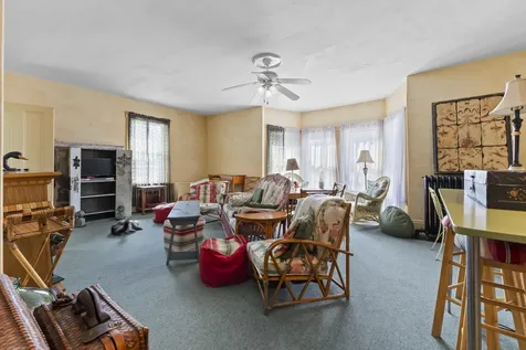 27 Townsend Avenue Boothbay Harbor ME 04538