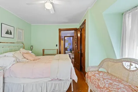 27 Townsend Avenue Boothbay Harbor ME 04538