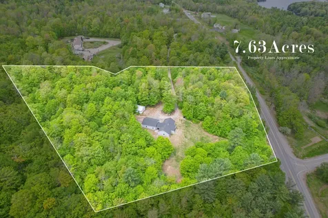 12 Charlies Way Readfield ME 04355