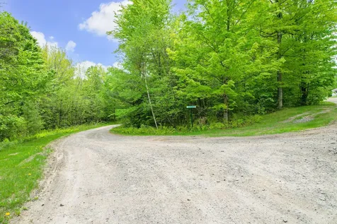 12 Charlies Way Readfield ME 04355