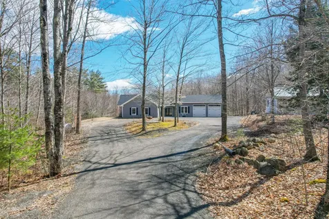12 Charlies Way Readfield ME 04355