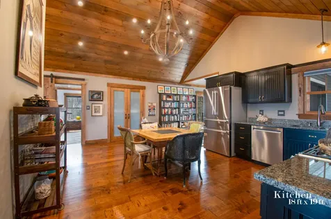 12 Charlies Way Readfield ME 04355