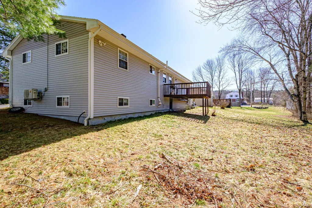 4 Sheffield Avenue Lewiston ME 04240