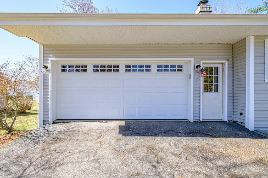 4 Sheffield Avenue Lewiston ME 04240