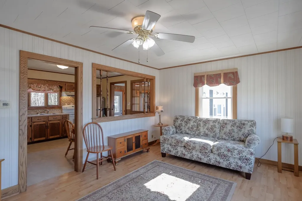 805 Bucksport Road Ellsworth ME 04605