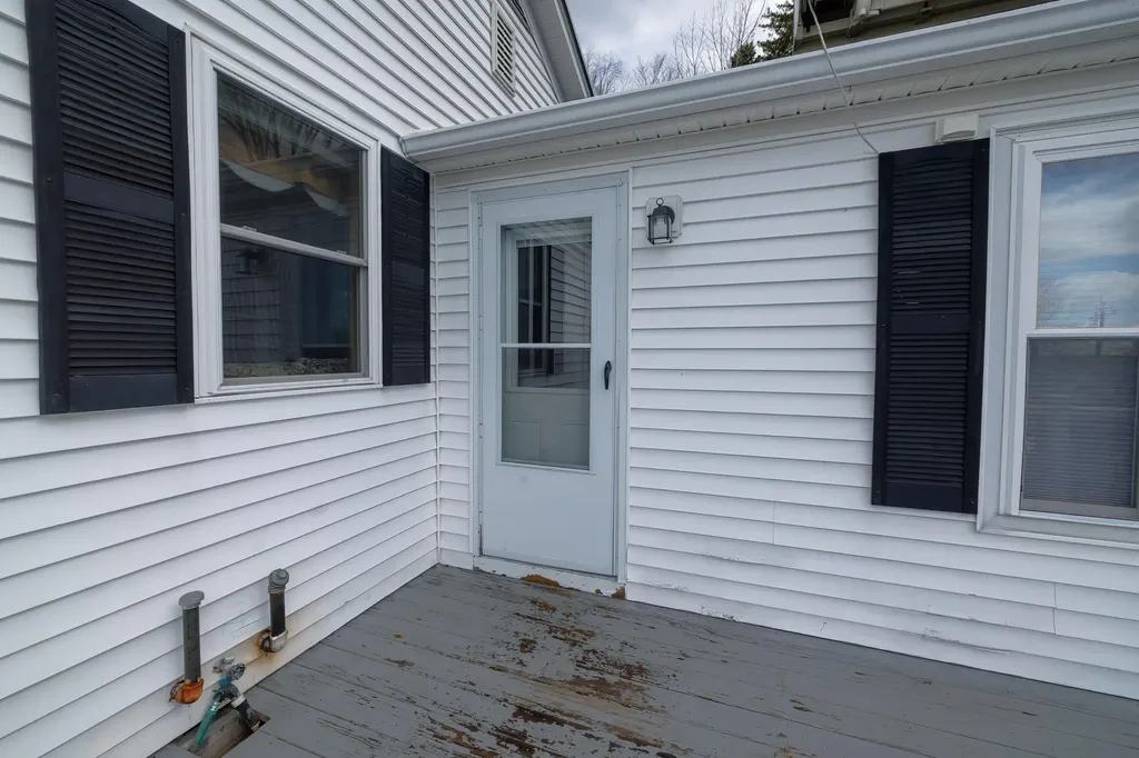 805 Bucksport Road Ellsworth ME 04605