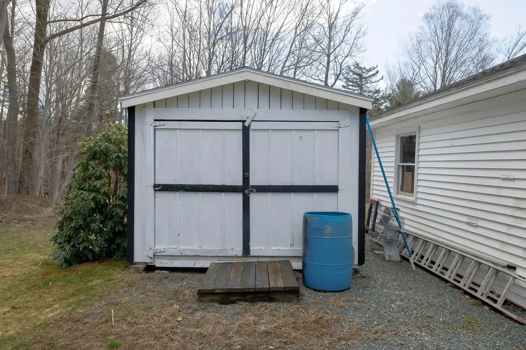 805 Bucksport Road Ellsworth ME 04605