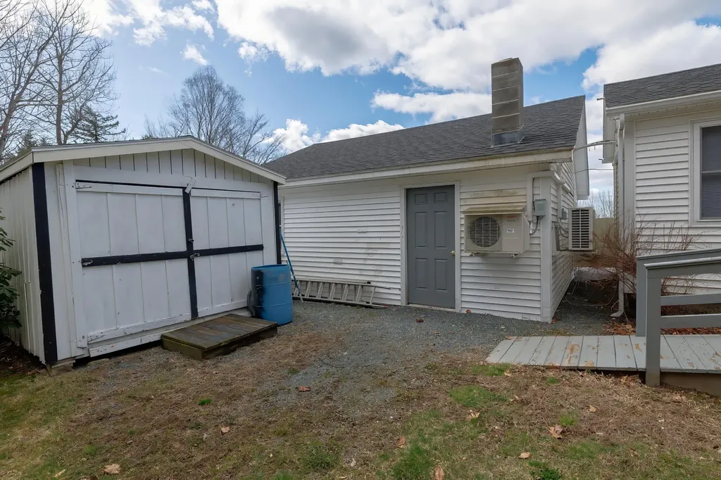 805 Bucksport Road Ellsworth ME 04605