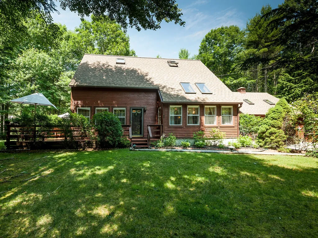 2 Perkins Court York ME 03909