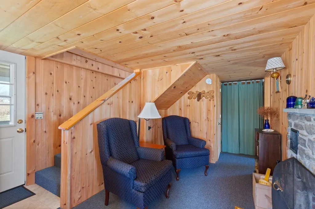 147 State Route 32 Bristol ME 04554