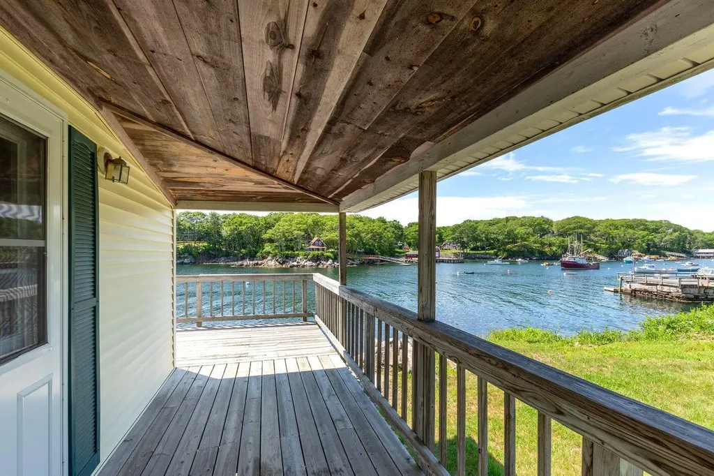 147 State Route 32 Bristol ME 04554