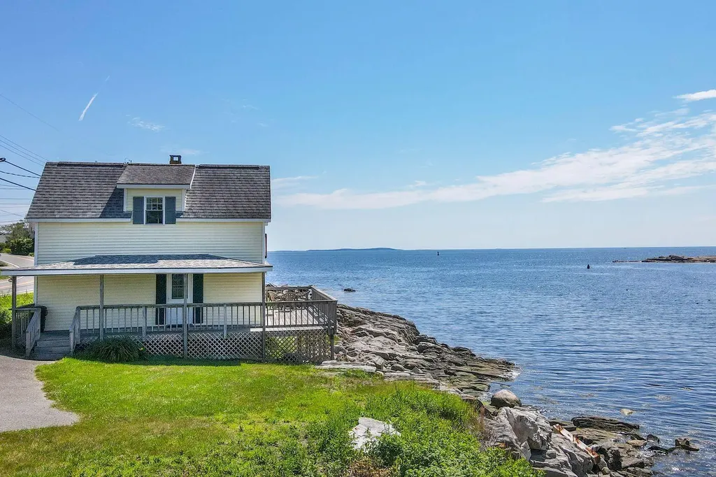 147 State Route 32 Bristol ME 04554